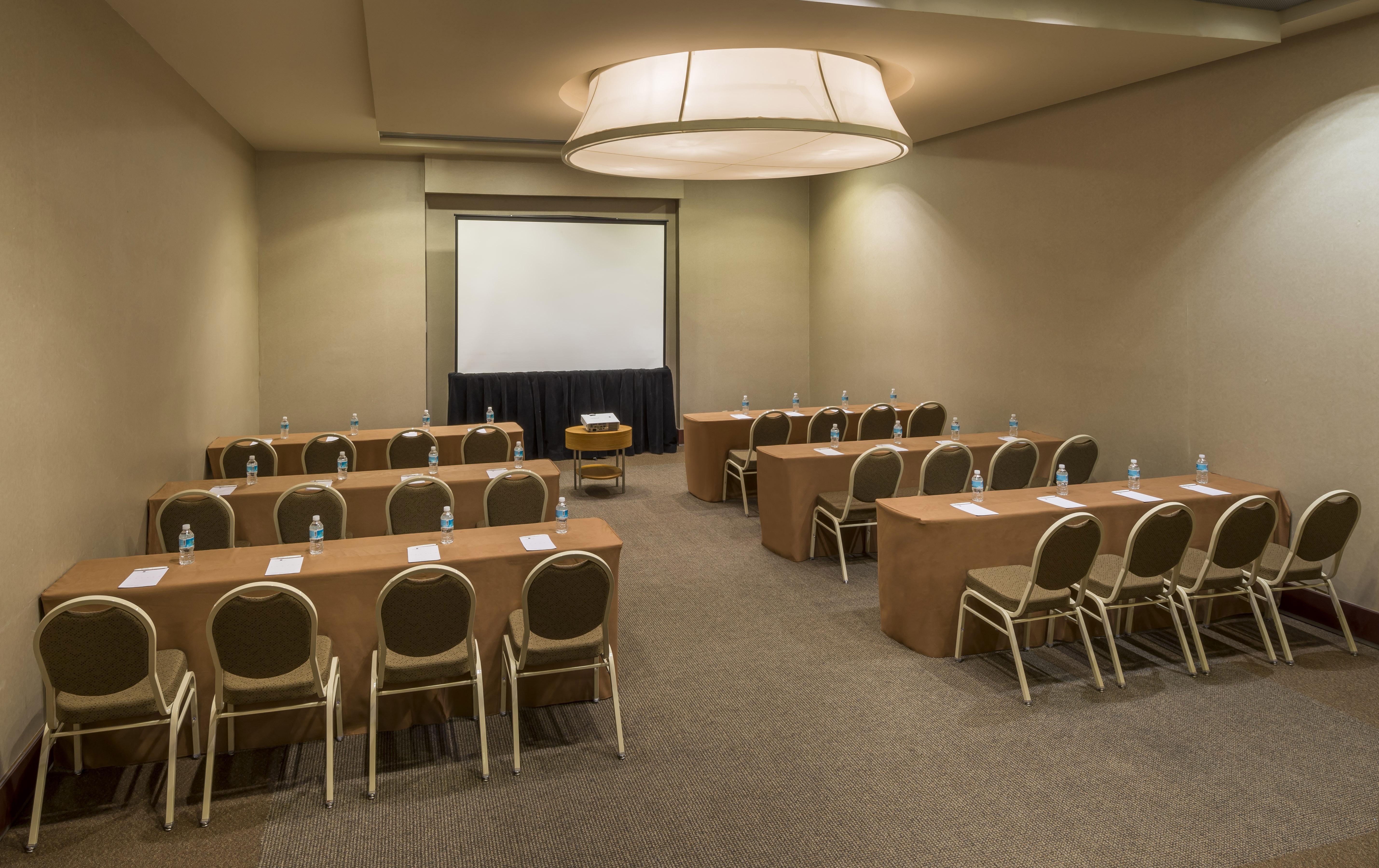 Camino Real Santa Fe Hotell Mexico City Exteriör bild A typical meeting room